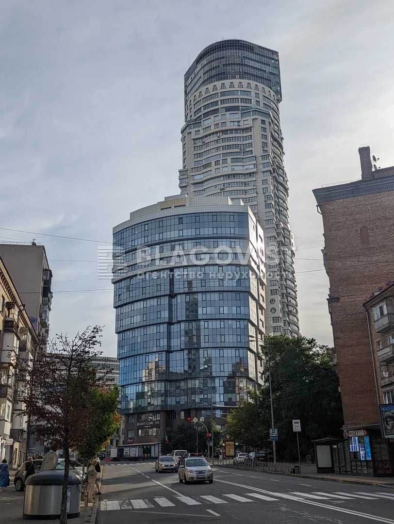 ОФІС 340 м² у БЦ "Карнегі Центр" – Печерськ, метро Кловська
