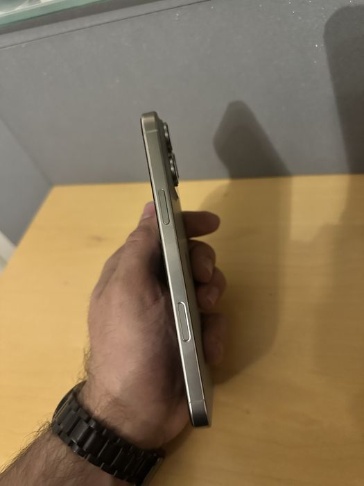iPhone 16 Pro Max 256GB Natural Titanium – stan idealny, 97% bateria