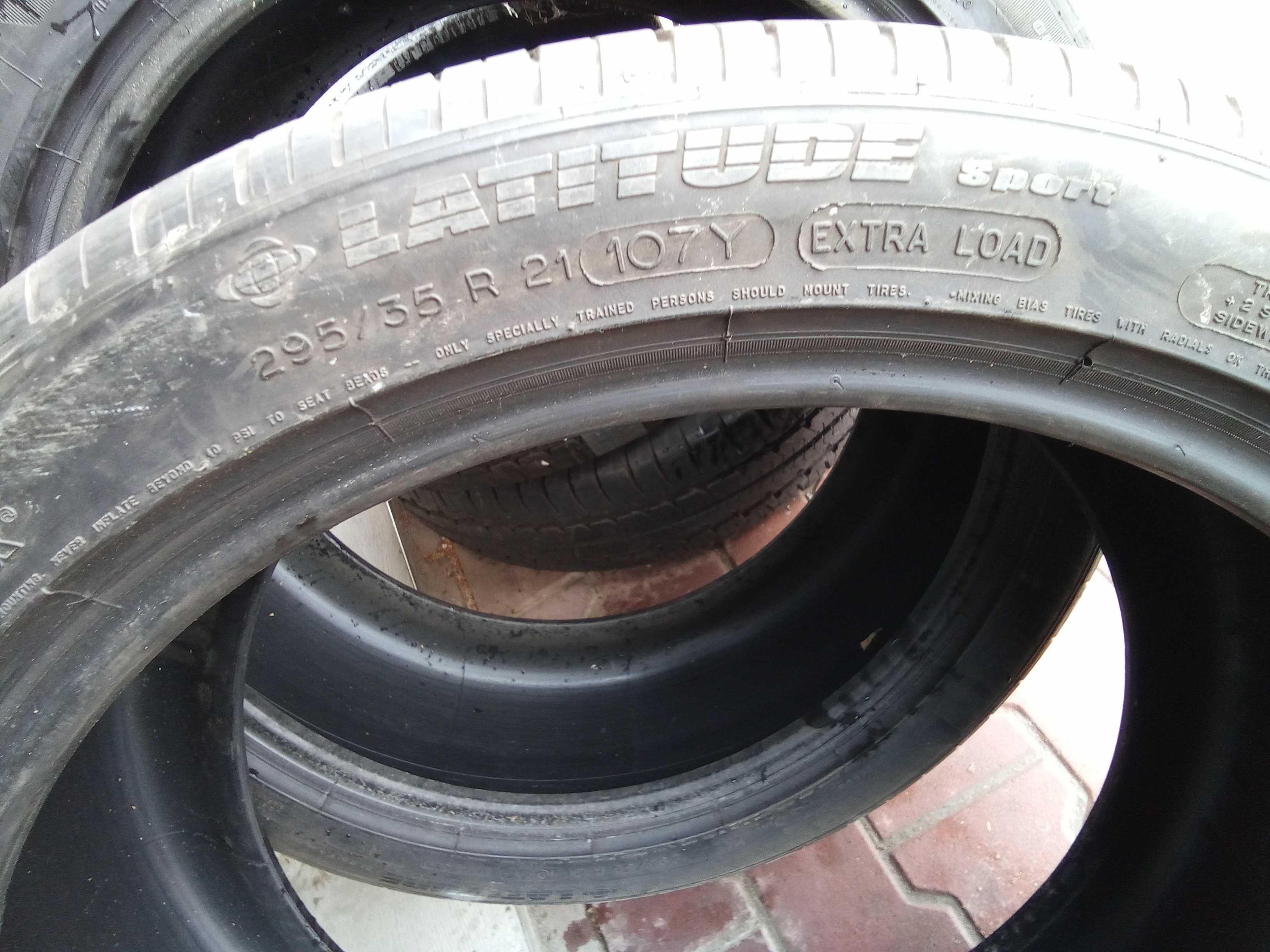 295/35 R21 107Y Michelin Latitude Sport