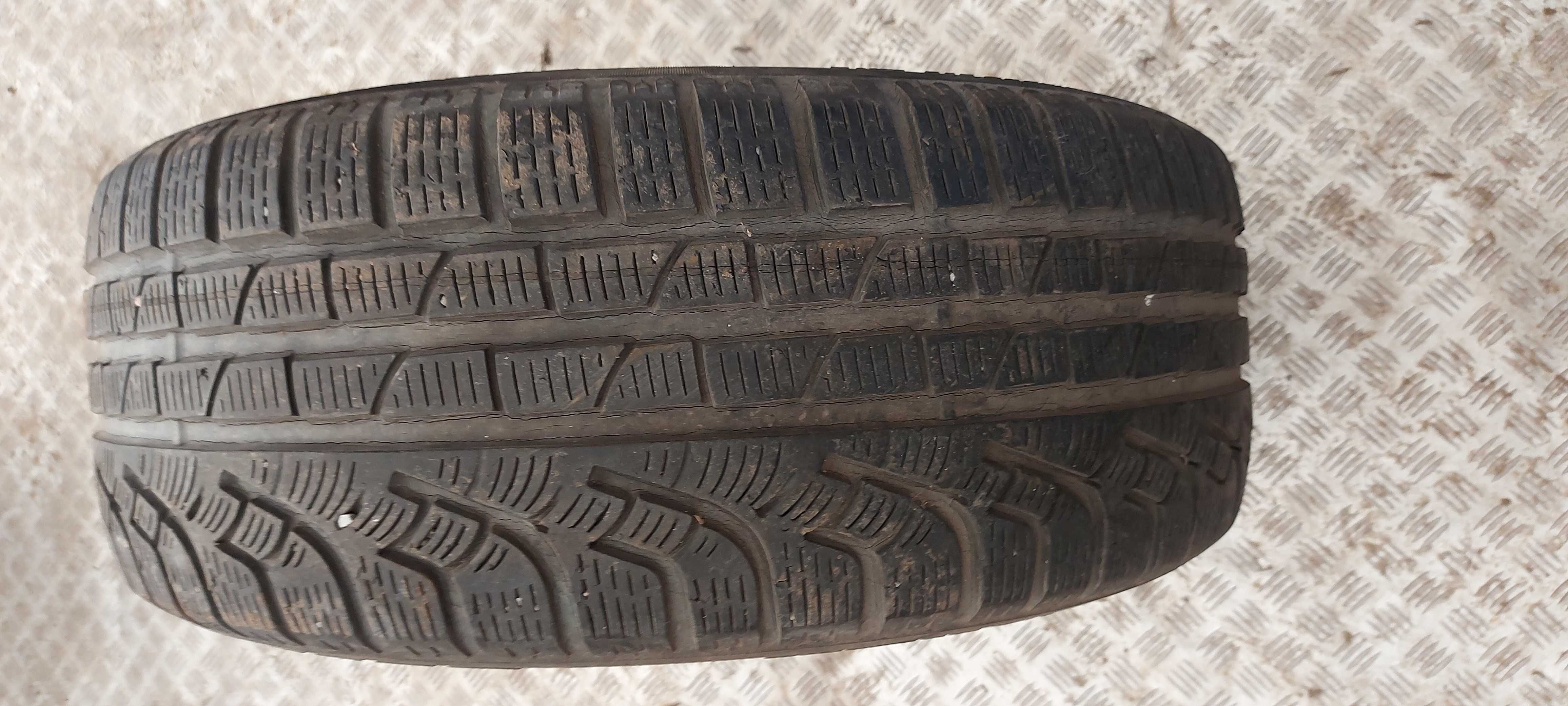 opona zimowa PIRELLI 225/50 R17 2010R