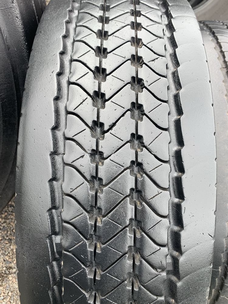 A154. 265/70/19,5 Goodyear KMAX S