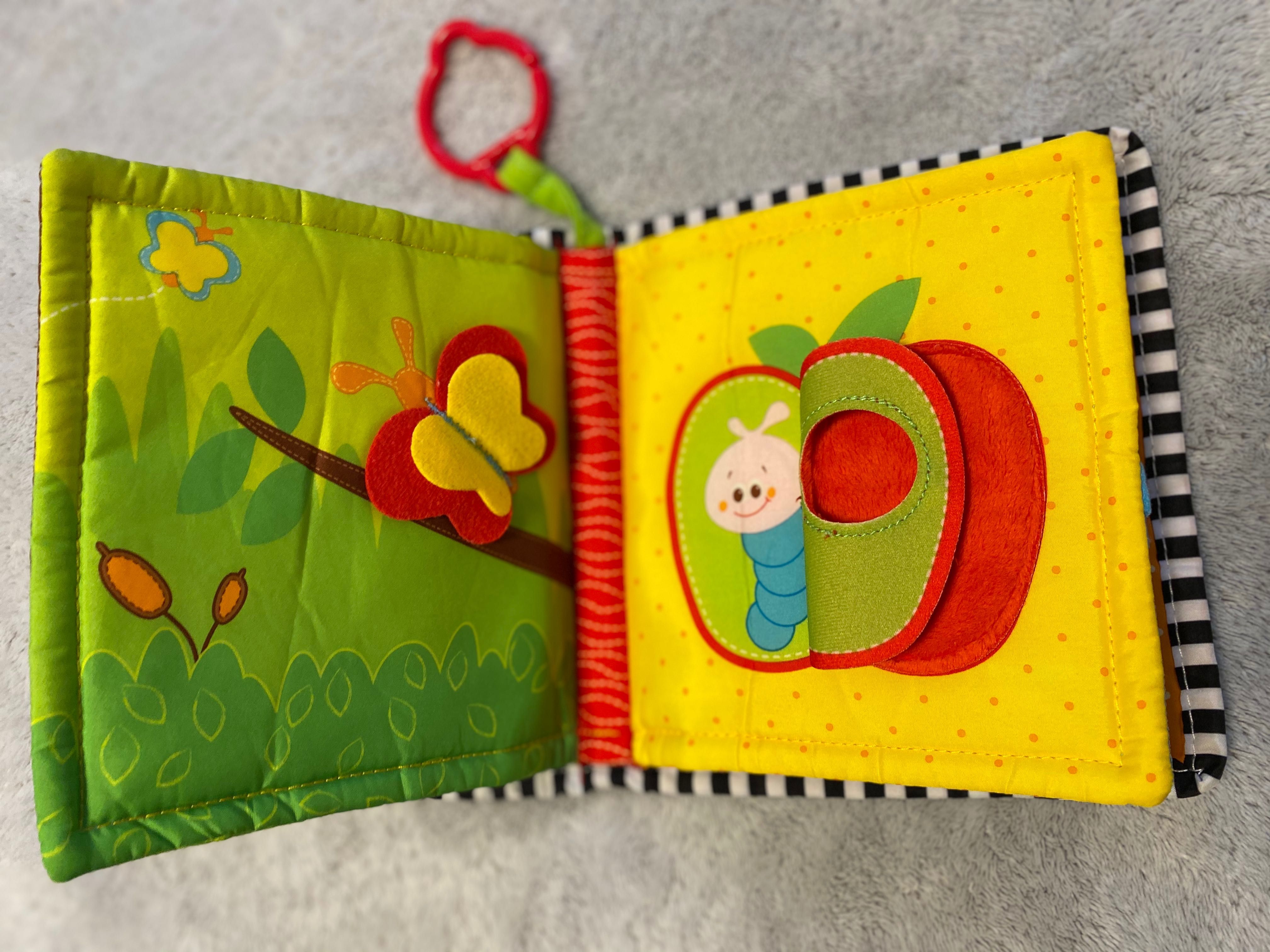 Тактильна книжечка Tiny Love
