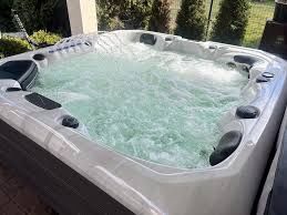 Wanna ogrodowa jacuzzi