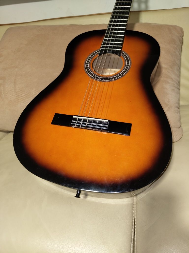 Gitara klasyczna MSA C25 oraz craftman NO C31