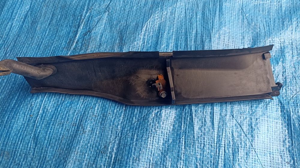 Захист паненель під лобове скло BMW 3 E90 E91 2005-2012