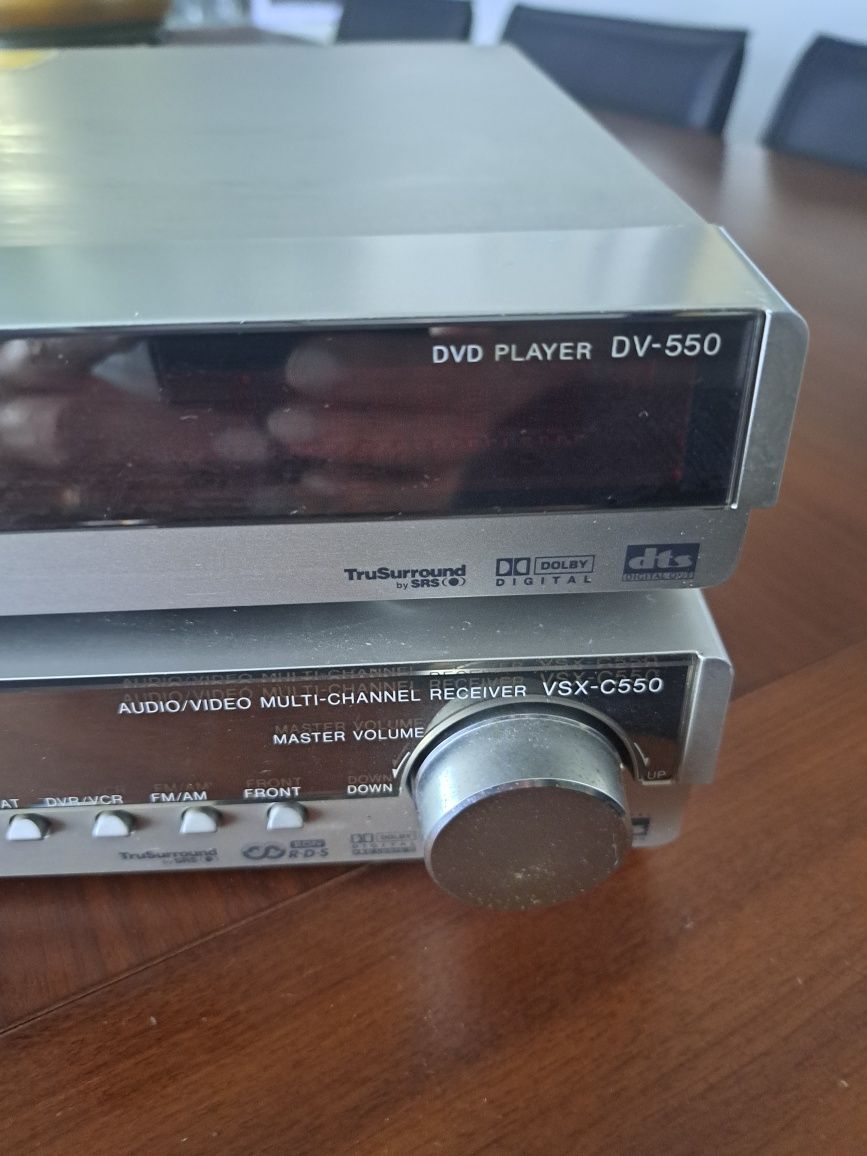 Leitor de Cd's e equalizador com colunas da Pionneer