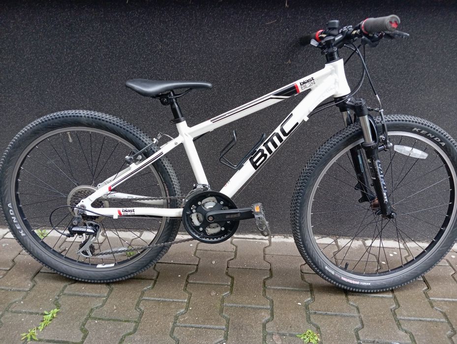 Rowerek młodzieżowy BMC  koła 24cal ALU
