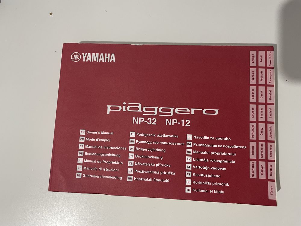 Teclado Yamaha Piaggero NP-12