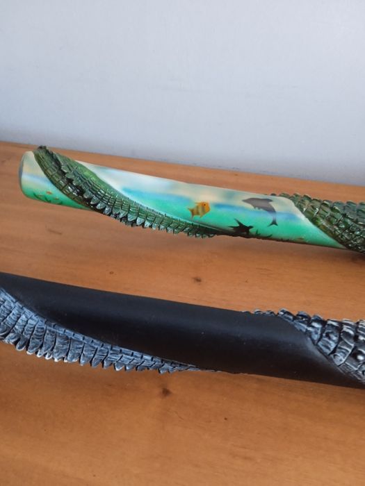 Espada samurai decorativo em forma de crocodilo