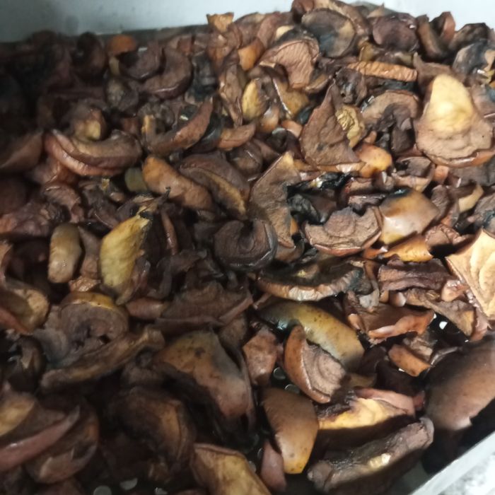 Продам сушені яблука і груші на дровах