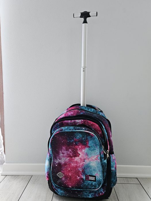Plecak na kółkach +piórnik st.righ