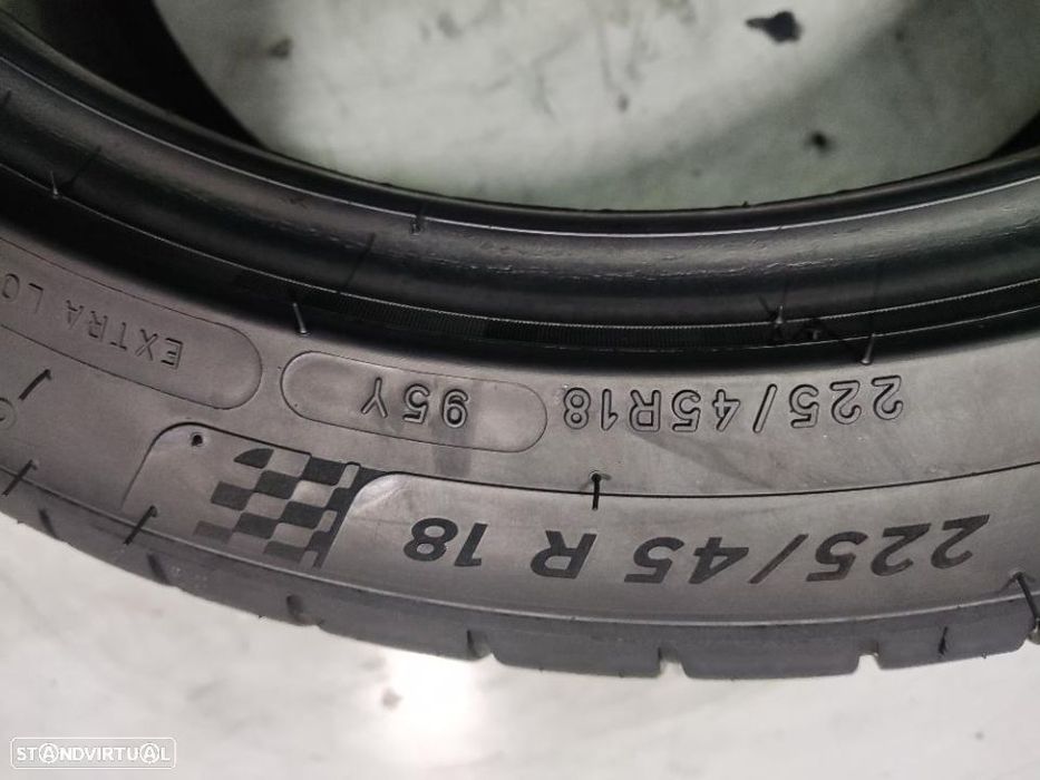 2 pneus semi novos 225-45r18 michelin - oferta dos portes 120 EUROS