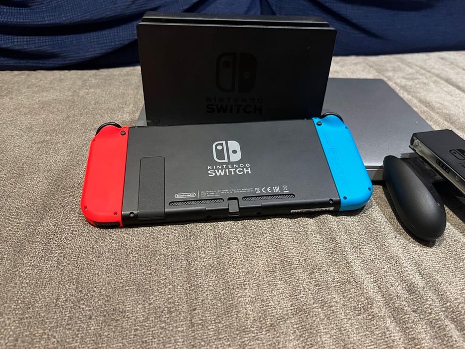 Nintendo Switch 1 como nova + Mario Kart Deluxe