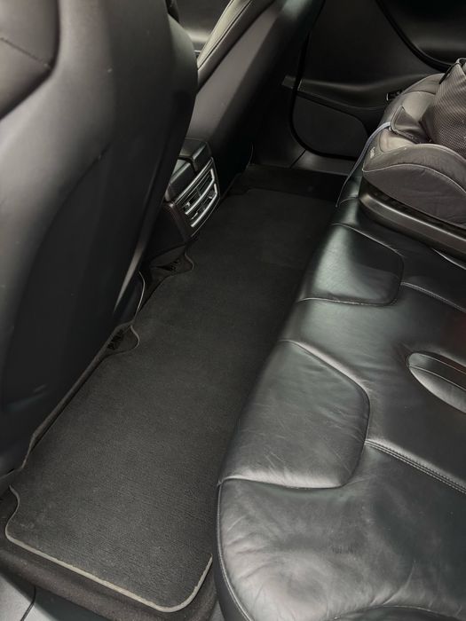 Tesla model S P85 2013р