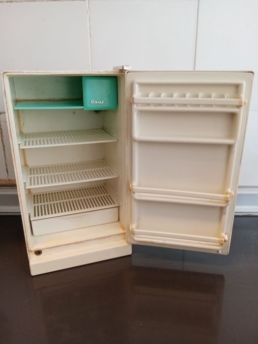 Frigorífico brinquedo vintage