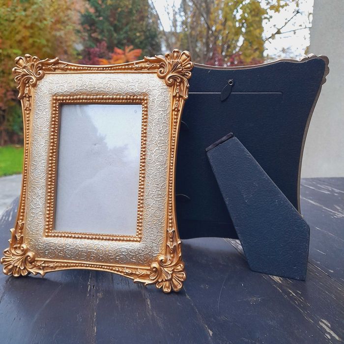 Ramki w kolorze złota, 2 sztuki