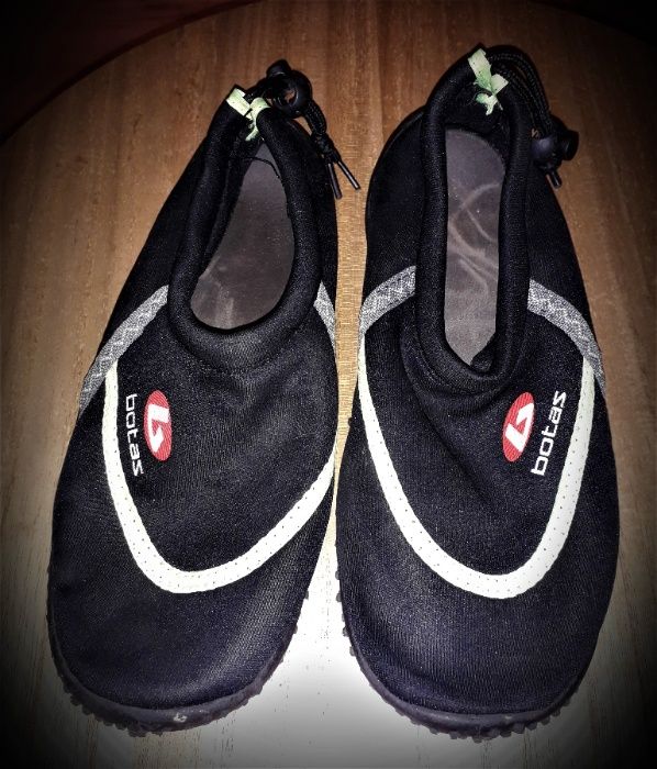 Dziecięce buty do wody