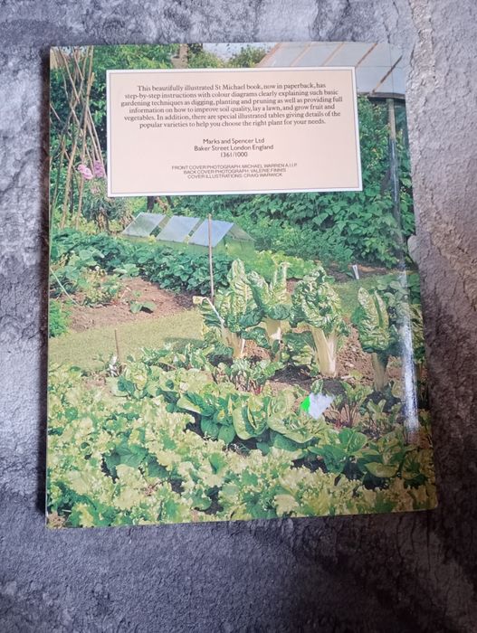 Gardening step by step David Carr j. angielski