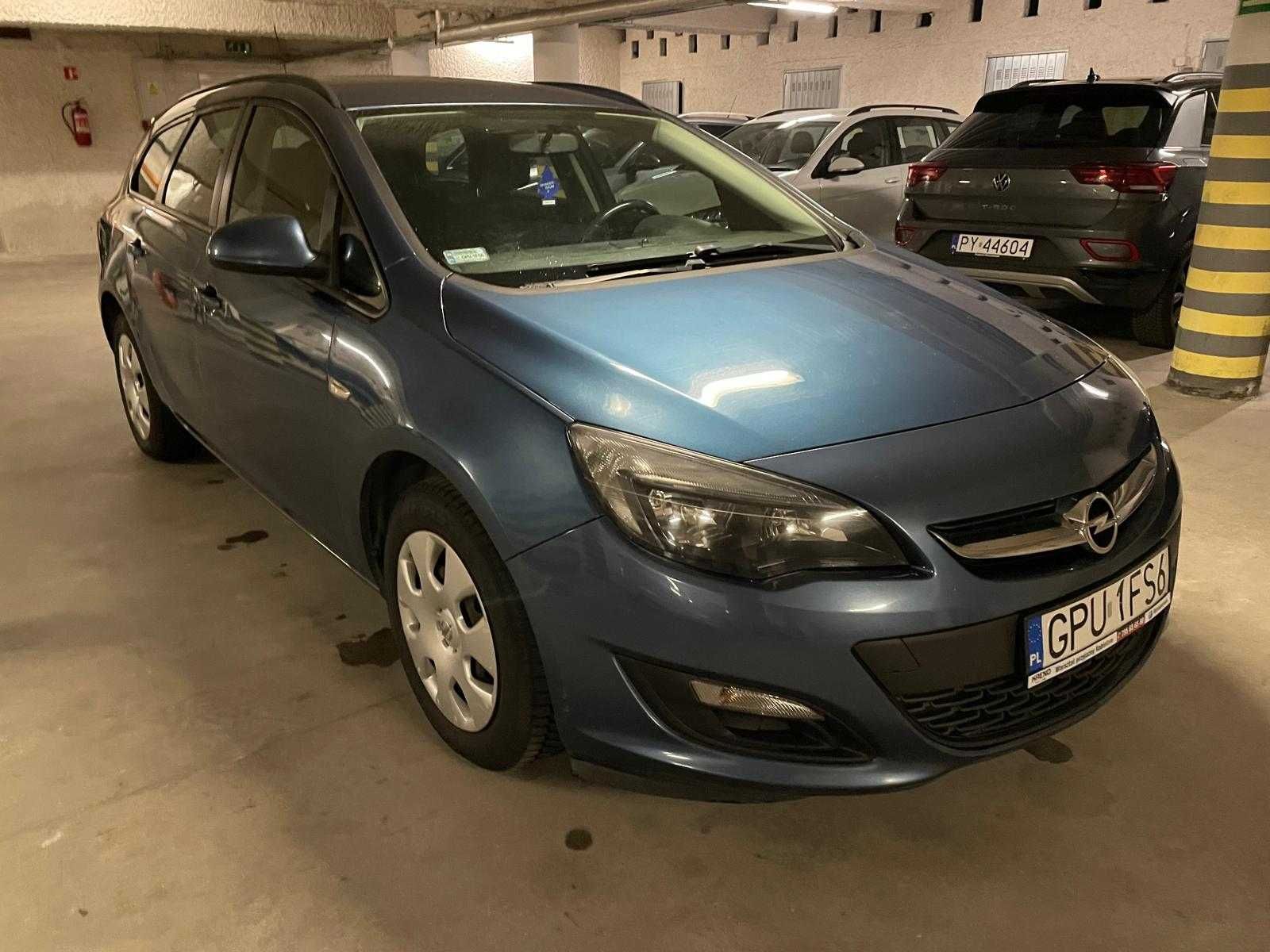 Opel Astra J Kombi 2015