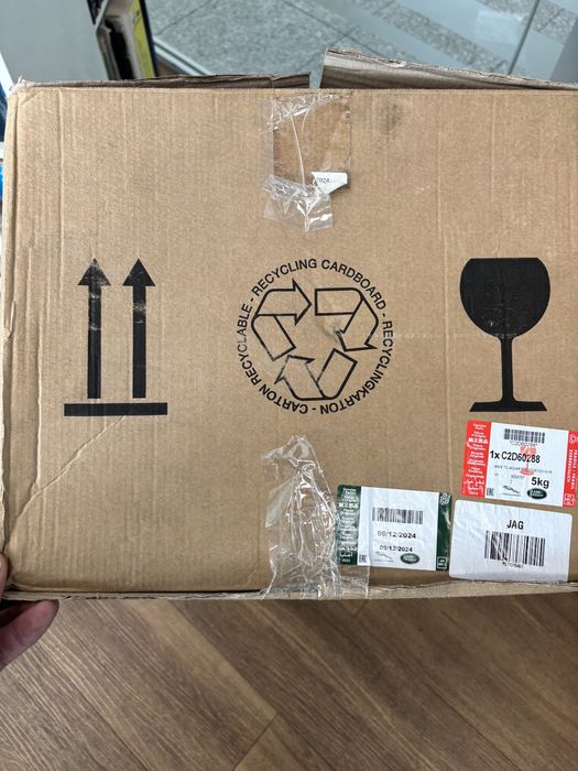 Farol Jaguar XJ (X351) - esquerdo