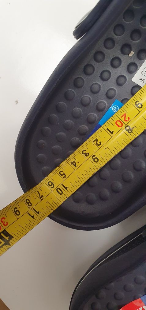 Klapki laczki 41 krokodylki a'la crocs granatowe z dziurkami na codzie