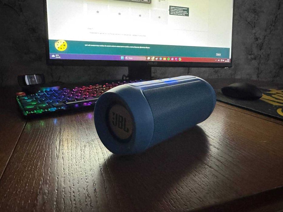 Портативная колонка JBL