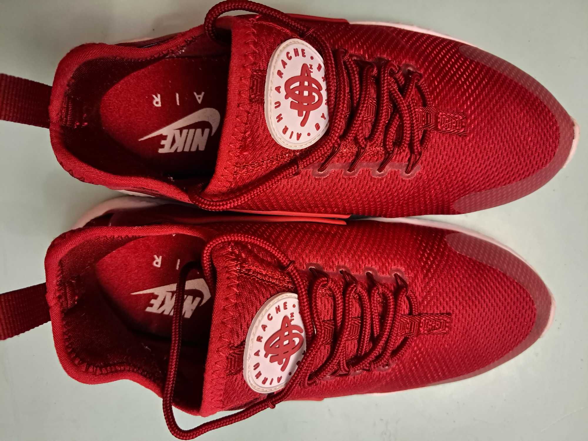 Женские Кроссовки Nike ОРИГИНАЛ  40 размер СТЕЛЬКА 25.5 СМ