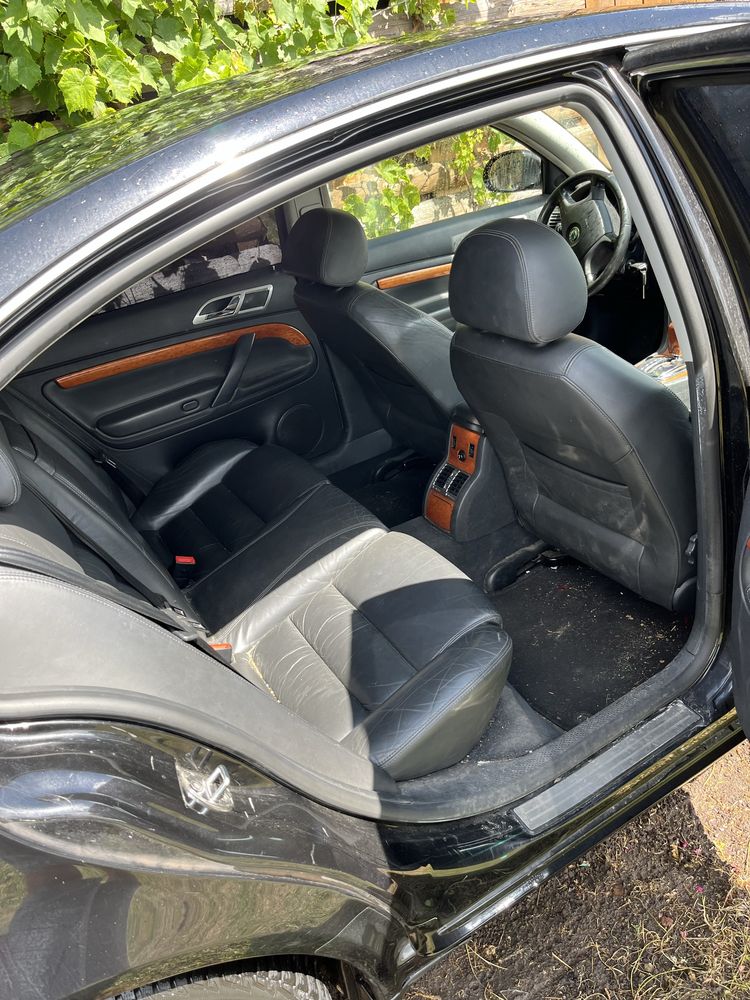 Skoda superb 1 2,5 tdi v6 9910 części