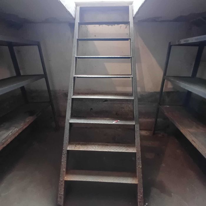 ЗДАМ гараж  ГСК Энергетик  ул.Затишна 1, высота ворот 2.5м  !