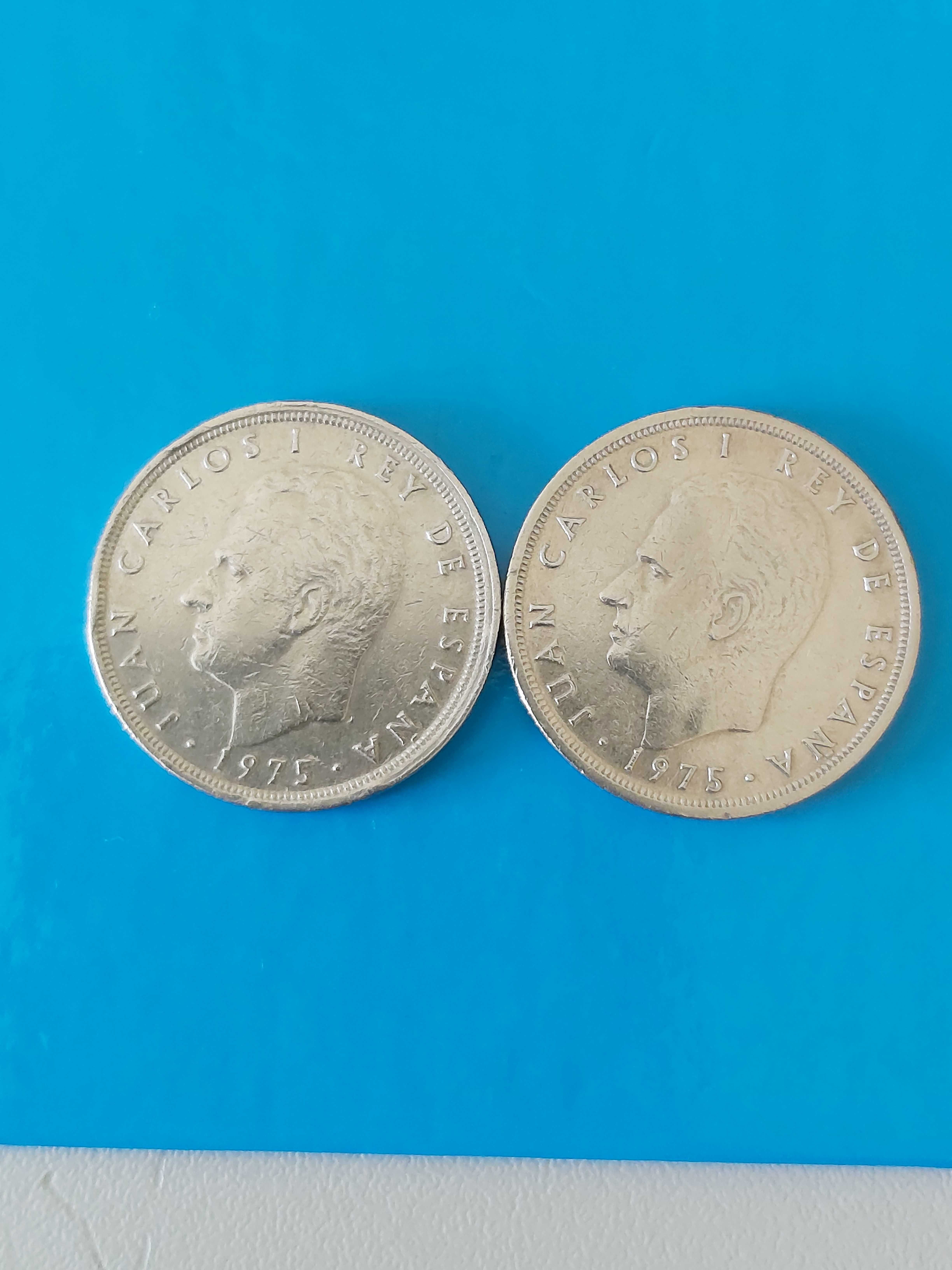 Lote 2 moedas de 5 Pesetas de 1975 com *80* na estrela