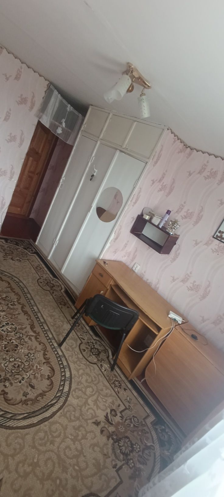 Продам гуртожиток на Івана Гонти.