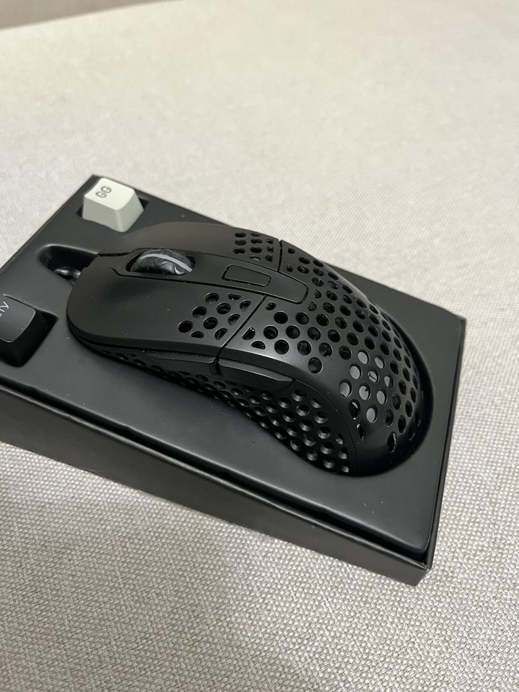 Игровая геймерская мышь  Xtrfy M4 RGB Wireless Black