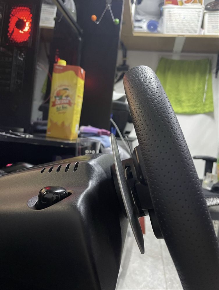 Volante e Pedais Logitech G29