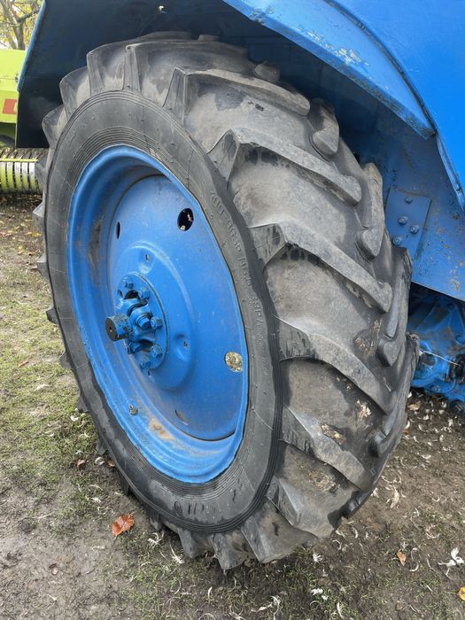 Колесо 15.5R38 на трактор МТЗ ЮМЗ