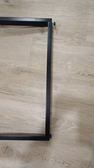 Металева ніжка для столу