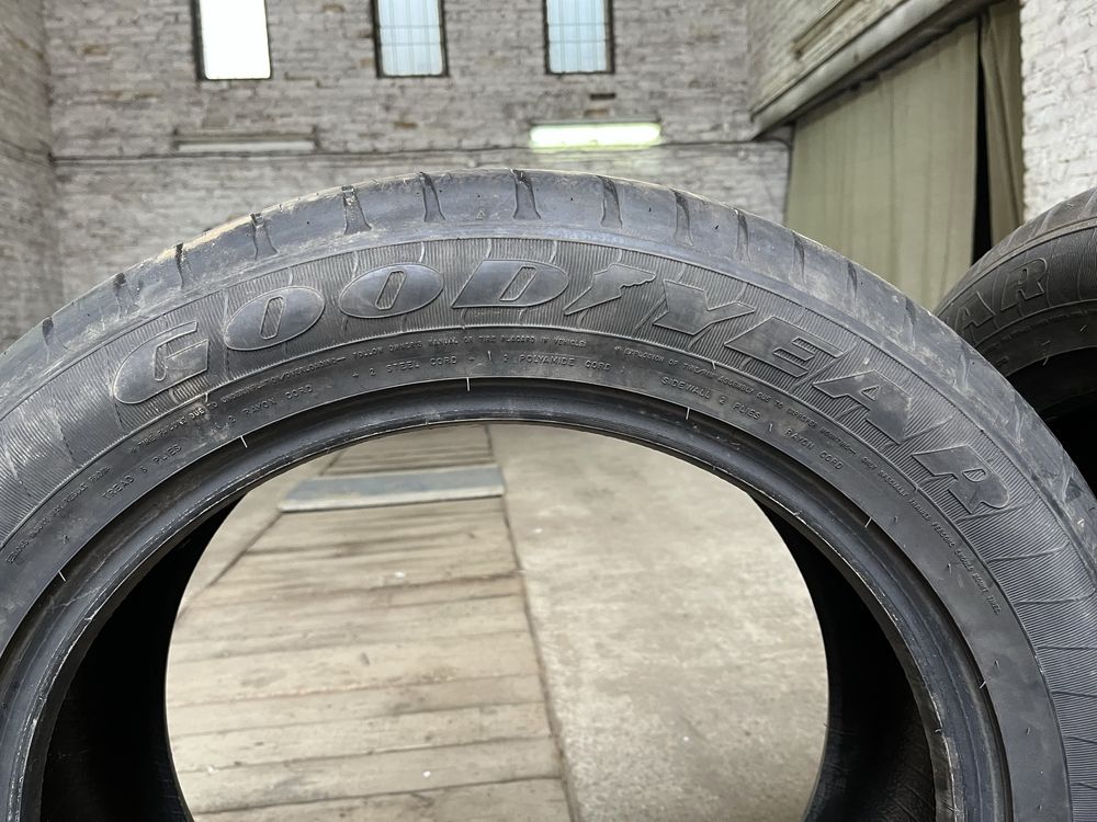 Goodyear Eagle LS2 235/55 R19