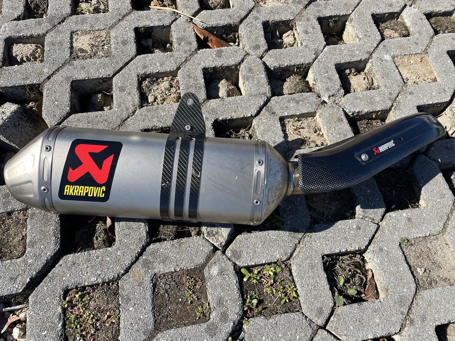 Escape Akrapovic