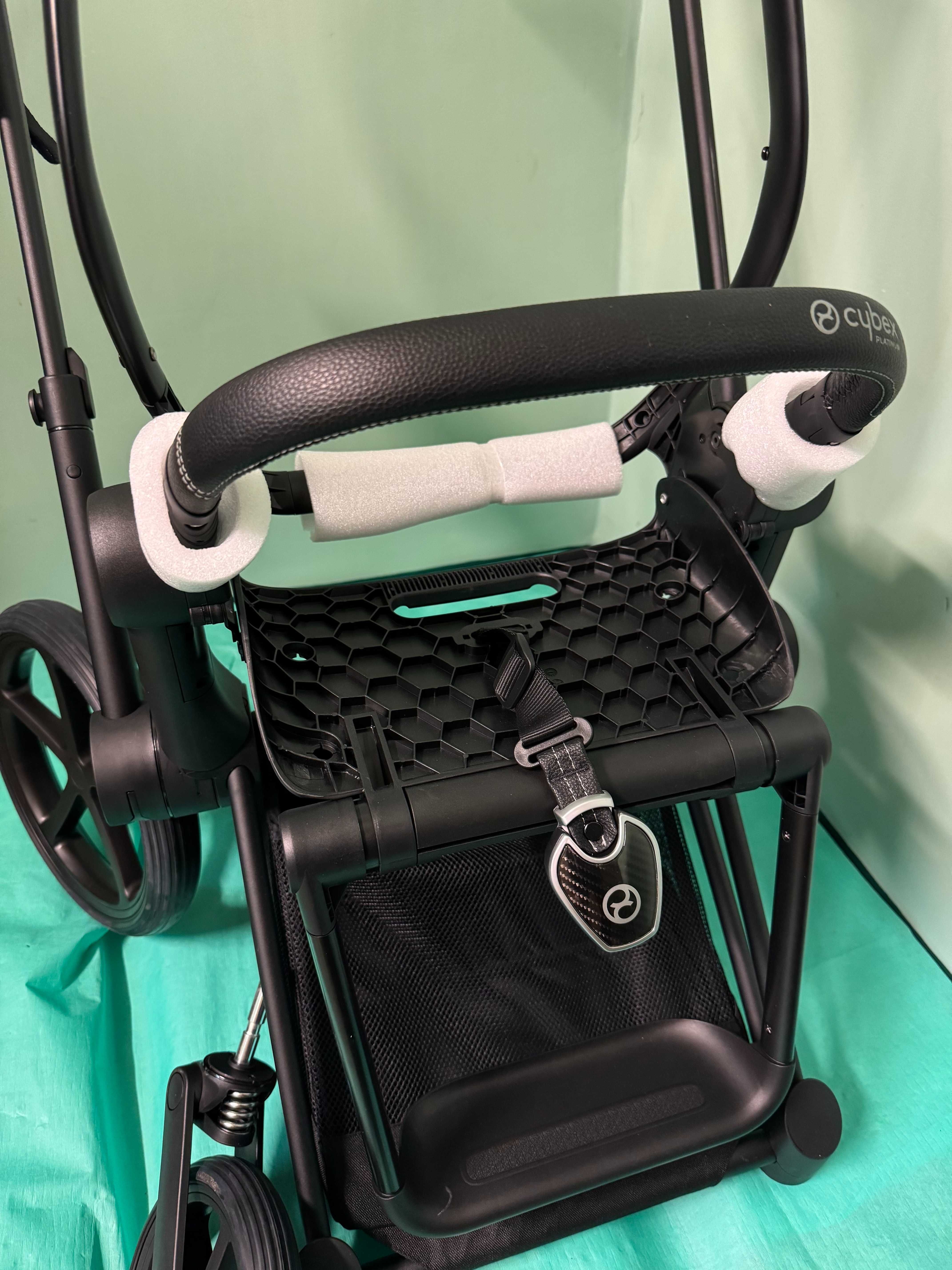 CYBEX Platinum Rama Priam Frame & Seat Harda Rba matt Black