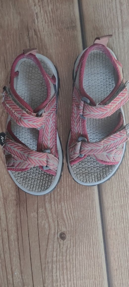 Sandały dziecięce QUECHUA Decathlon 30, wkładka 18cm