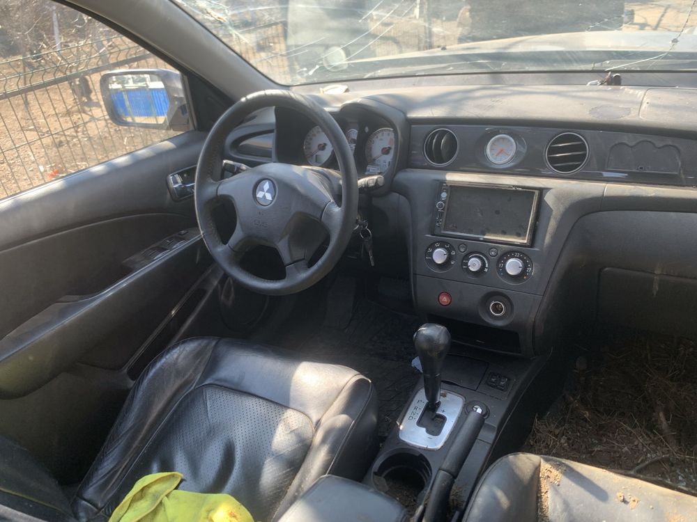 Разборка Mitsubishi Outlander 2,4 2003-2008 (CU)