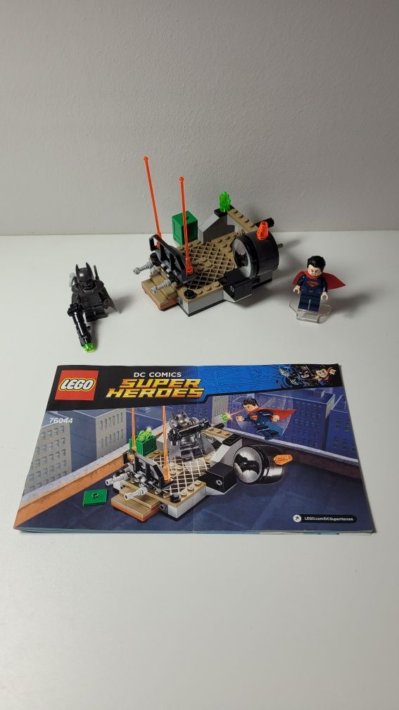 Klocki lego Super Heroes 76044 Clash of the Heroes.