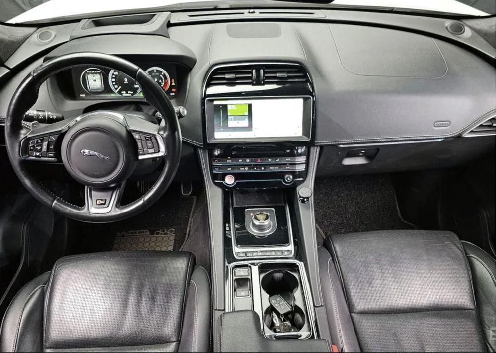 2017 JAGUAR F-PACE 30d S