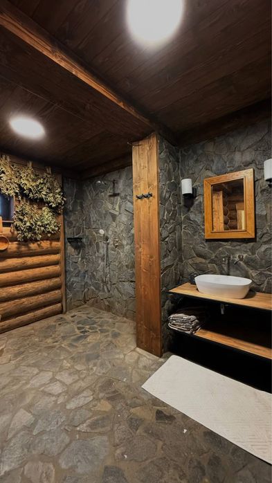 Оренда будинку Карпати  до 10 осіб село Великий Рожін Косівський район