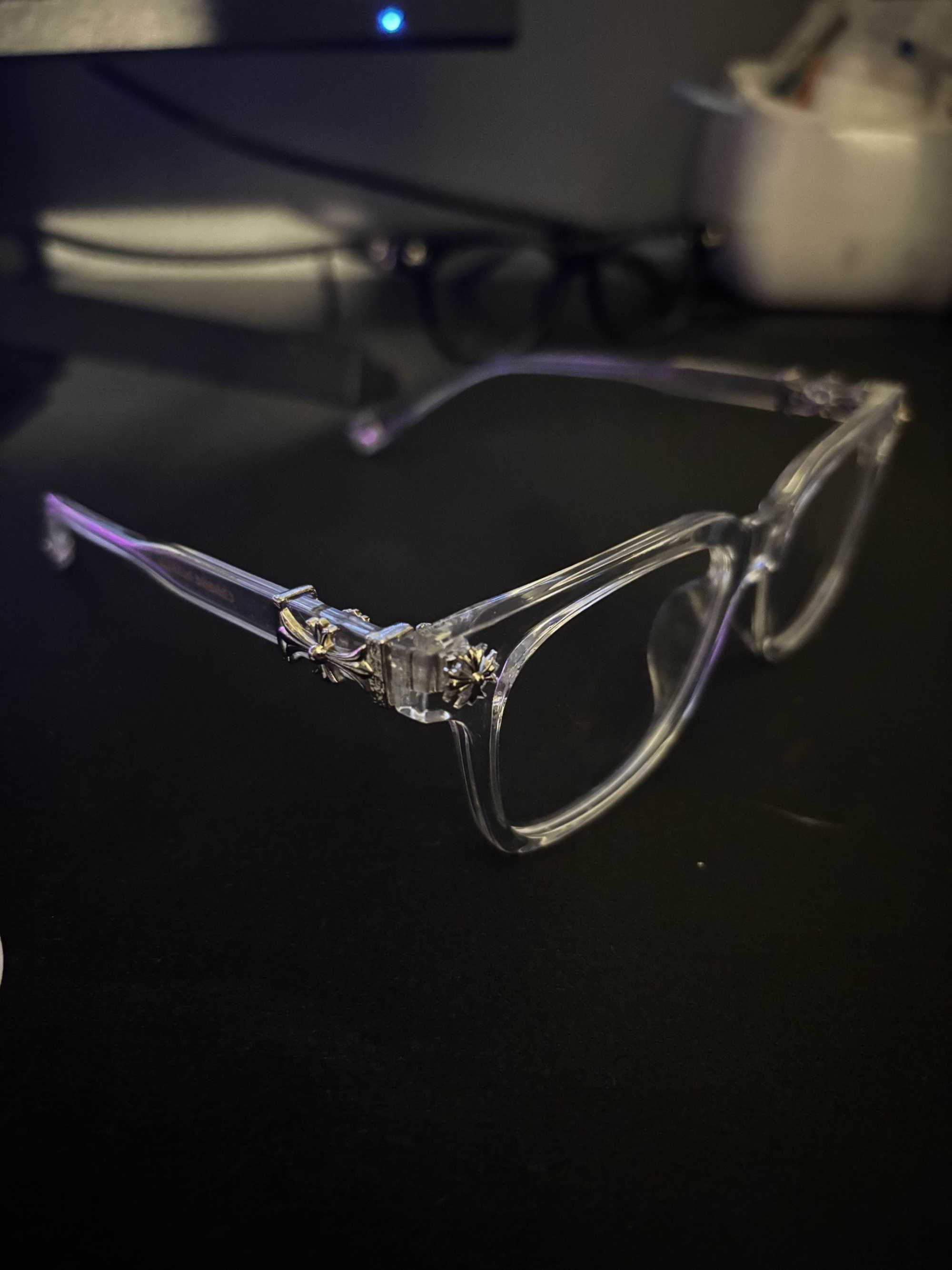 Przezroczyste okulary Chrome Hearts