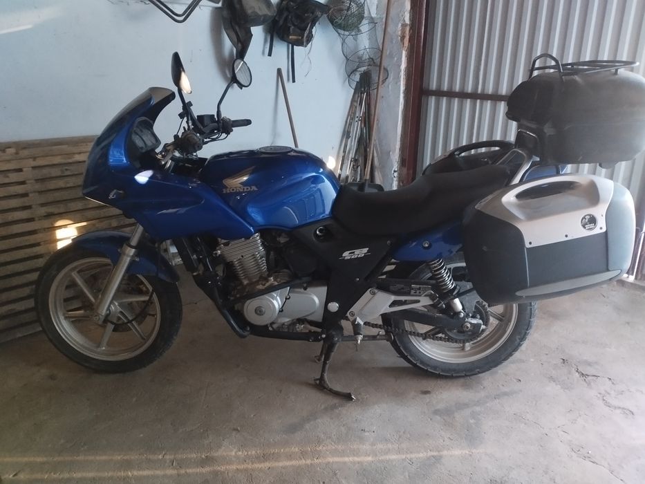 Продам Хонда СВ500s