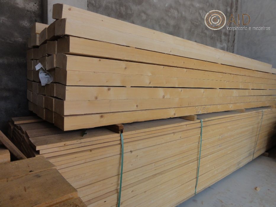 MADEIRA DE CASQUINHA (Norte da Europa) | SAWN TIMBER (North Europe)