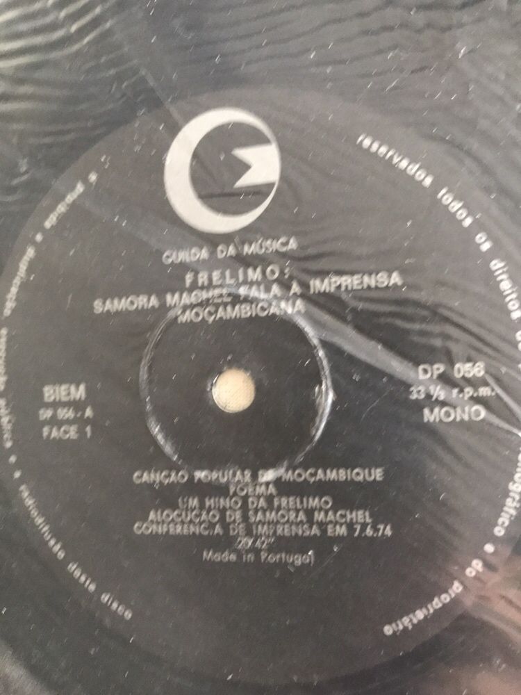 LP _Vinil Samora Machel fala à imprensa Moçambicana - 1974 - Raridade