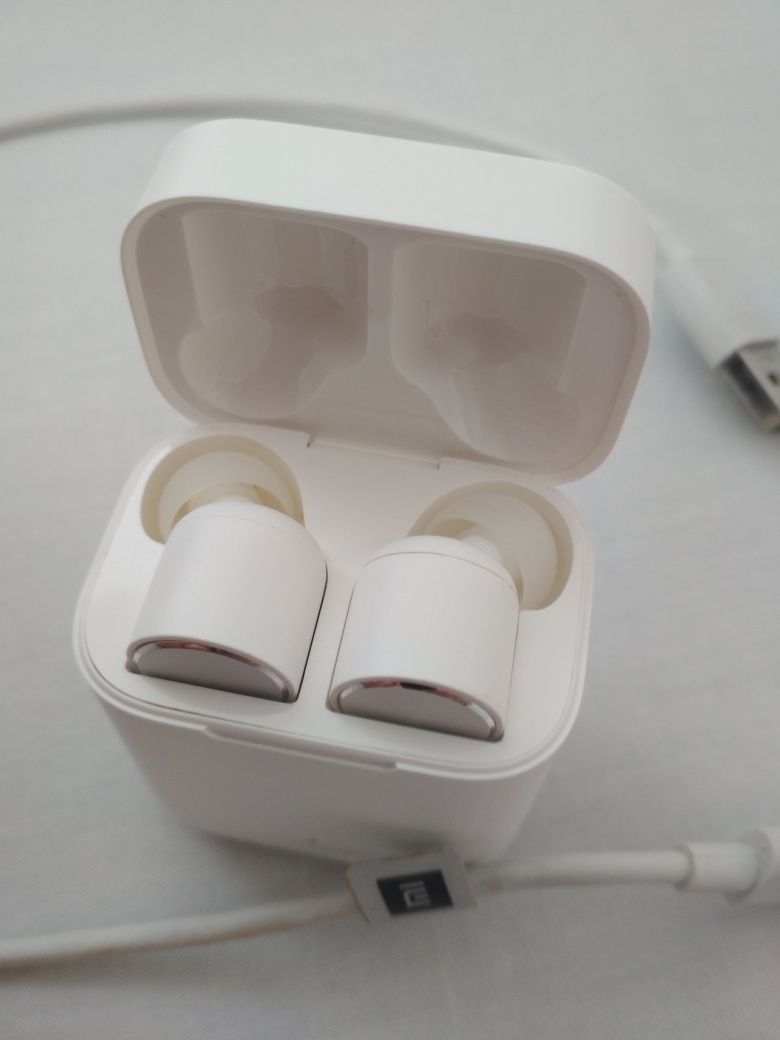 Навушники бездротові Xiaomi Air Mi True Wireless Earphones White.