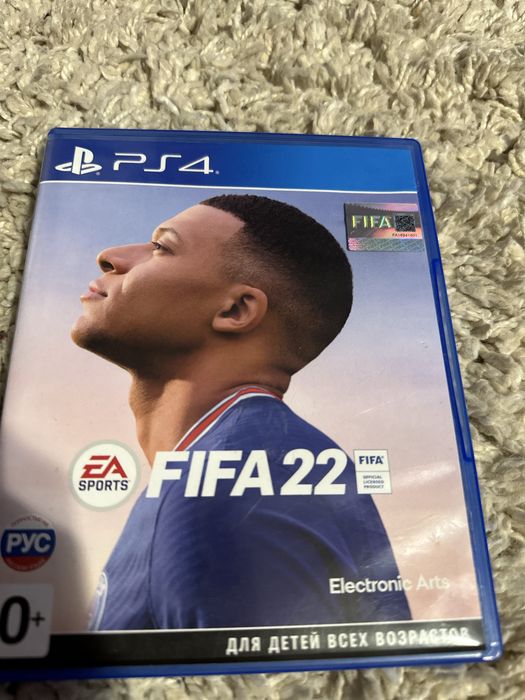 Продамо диск (FIFA 22 ) на PS 4