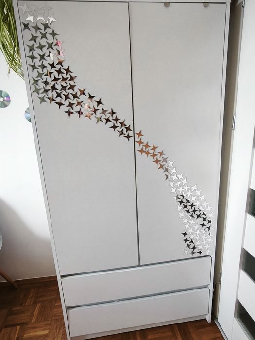 Szafa w stanie bardzo dobrym